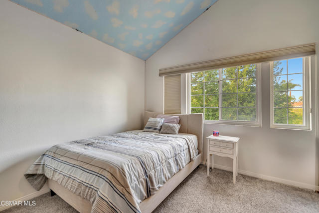 32834 Barrett Drive, Westlake Village CA: https://media.crmls.org/mediaz/851d0b82-46ba-4c54-89b3-13223bb343fb.jpg