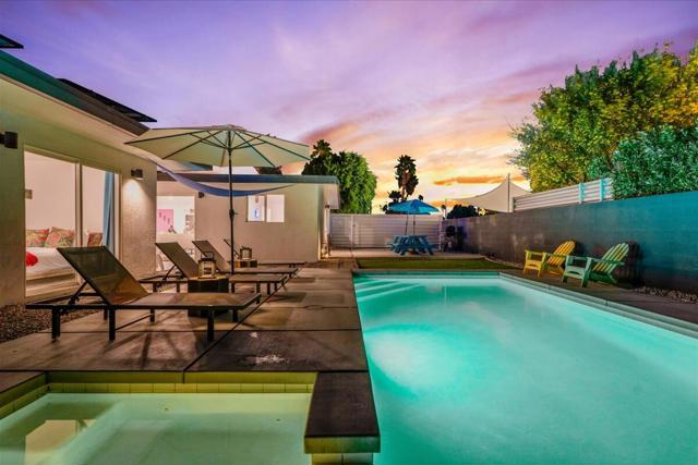 963 S Paseo Caroleta, Palm Springs CA: https://media.crmls.org/mediaz/851d6835-fef5-4960-b0dd-2995dbc9ddfa.jpg