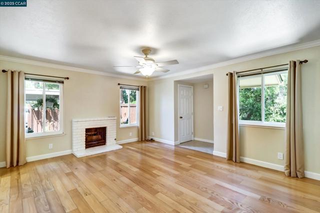 1598 Schenone Ct, Concord CA: https://media.crmls.org/mediaz/851dcafa-449f-4fc3-9f8a-3c77d6e11dd2.jpg