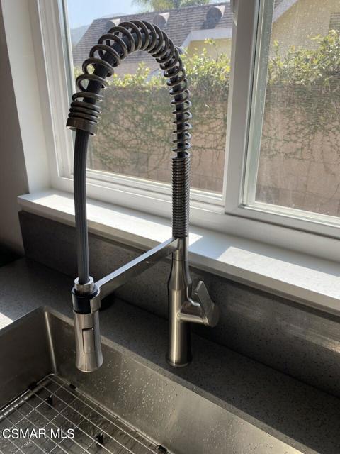 Kitchen sink