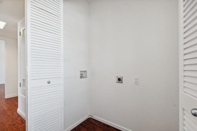 3521 Andrews Street, San Diego CA: https://media.crmls.org/mediaz/851eeb32-d7a4-46d2-94c2-0ed9abc19b33.jpg