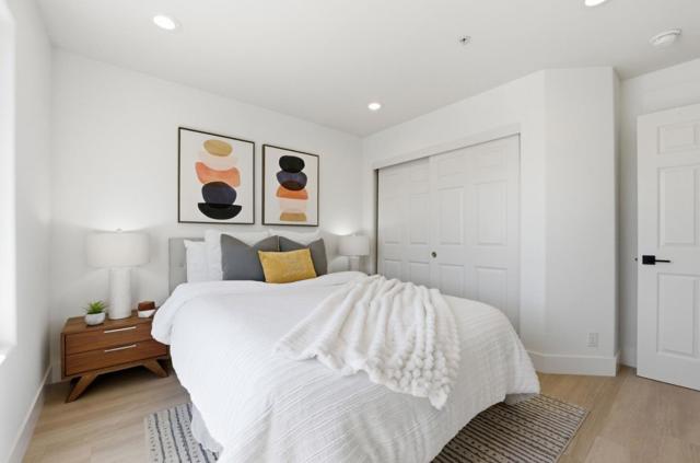 Image 24 of 44 For 5871 Carmel Way