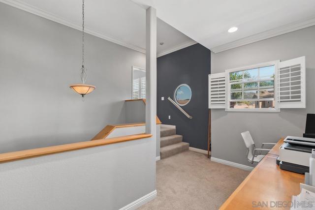 1712 Horizon Heights Cir, El Cajon CA: https://media.crmls.org/mediaz/85223d17-869d-47cb-8b8d-a9072e3c180d.jpg