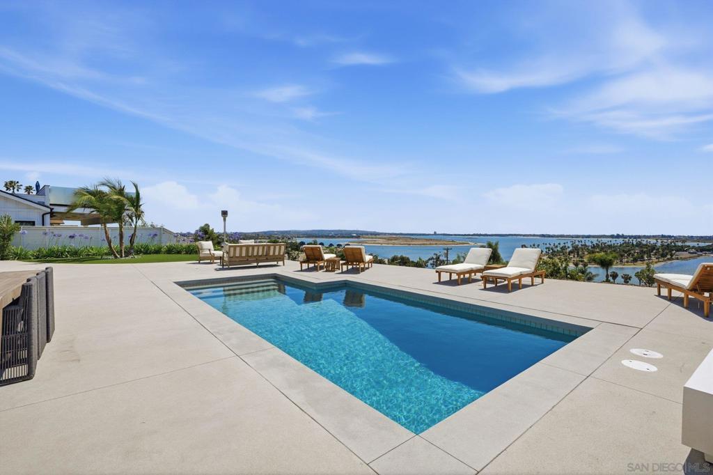 3080 Lloyd - photo 5