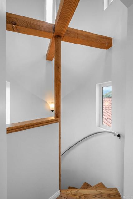 2389 Eric Road, Fallbrook CA: https://media.crmls.org/mediaz/8522f747-8bfc-4ed8-8886-541d1b25ec6a.jpg