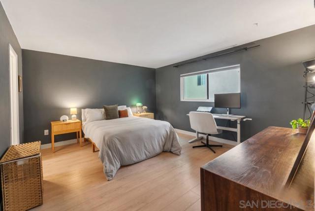 4212 Maryland St, San Diego CA: https://media.crmls.org/mediaz/85234ae6-7be7-4d89-8e69-93c49f361f7f.jpg