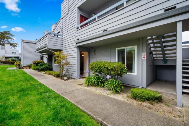 3095 Marina Drive, Marina CA: https://media.crmls.org/mediaz/8524253f-ec6f-4d38-9df5-6e25e4af58f2.jpg