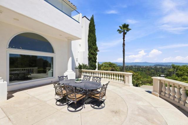 150 New Place Road, Hillsborough CA: https://media.crmls.org/mediaz/852476a5-ae2d-426b-889e-fd9cccf809b5.jpg
