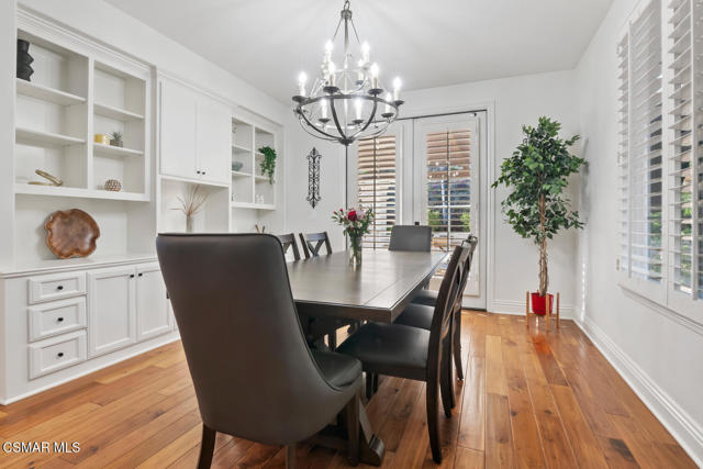 980 Via Anita, Newbury Park CA: https://media.crmls.org/mediaz/8524d9a2-ff1a-4150-b2c1-649842b42009.jpg
