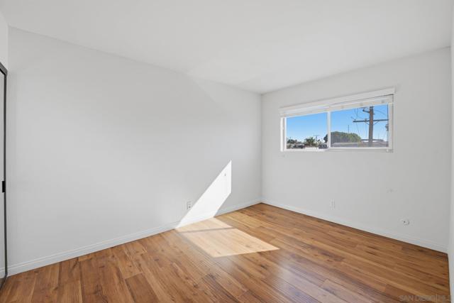 Image 10 of 23 For 4875 Cole St  69