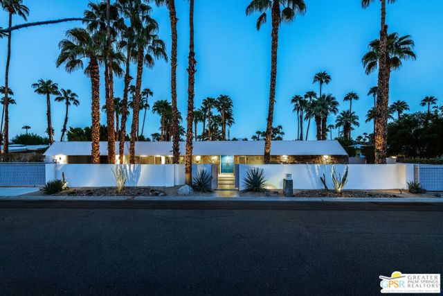 670 N Rose Avenue, Palm Springs, CA 92262