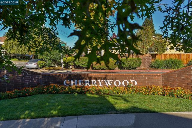 2830 Royal Ann Ln, Concord CA: https://media.crmls.org/mediaz/85260653-5eb6-44e2-89cb-f6d1d47e87aa.jpg