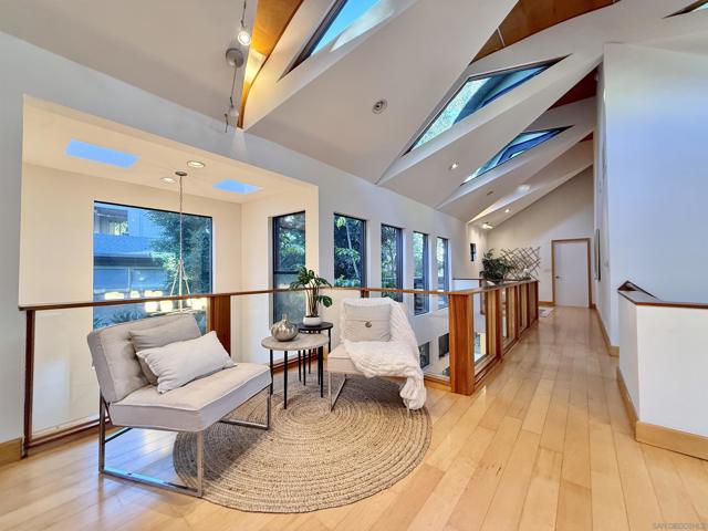 3566 Albatross St, San Diego CA: https://media.crmls.org/mediaz/852659c0-b14d-4c11-a384-63cf61c018cd.jpg