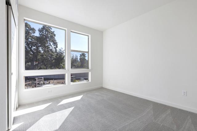 6677 Optimum Loop, San Jose CA: https://media.crmls.org/mediaz/85267874-51ce-4148-ad14-755ac407e1ea.jpg