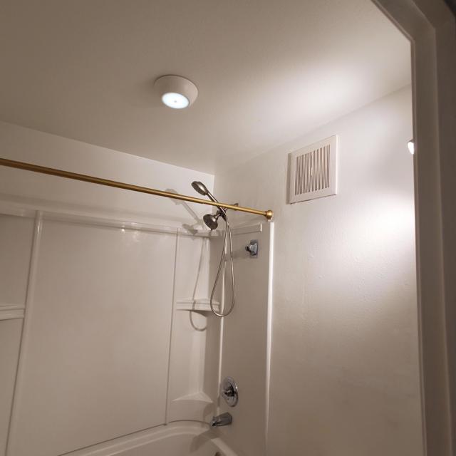 600 W 9th Street, Los Angeles CA: https://media.crmls.org/mediaz/85268ad4-95fb-437c-b90a-42a6b250f4ff.jpg
