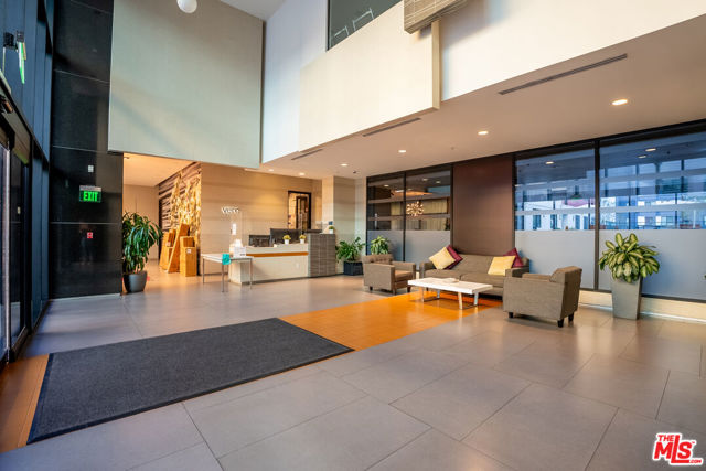 1234 Wilshire Boulevard, Los Angeles CA: https://media.crmls.org/mediaz/8526fc09-5625-4170-b054-e043dc5c8012.jpg