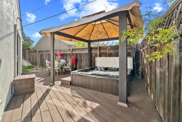 1425 Walnut Grove Avenue, San Jose CA: https://media.crmls.org/mediaz/85283bc7-d55f-47e3-a361-8d271d567593.jpg