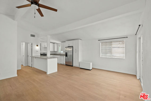 7853 Bothwell Road photo 10