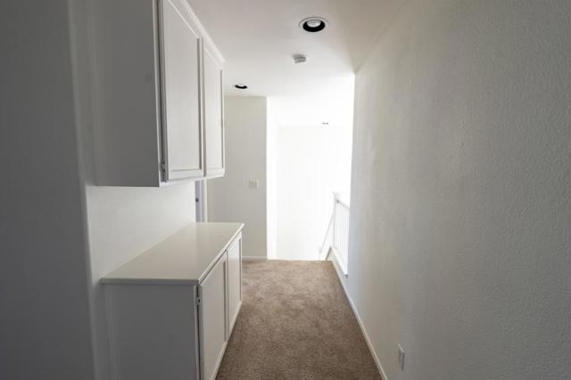 441 Adrian Court, Hollister CA: https://media.crmls.org/mediaz/8528af13-c533-4c02-927c-9aff6d698390.jpg