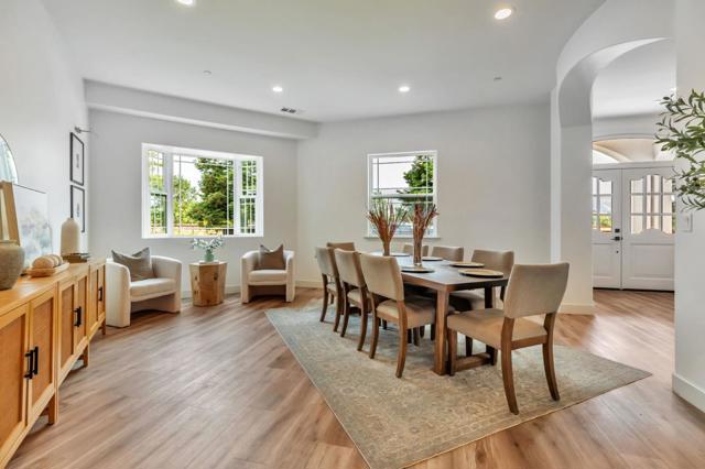 10055 Foothill Avenue, Gilroy CA: https://media.crmls.org/mediaz/8529d064-c66c-426b-9c04-d377102d613e.jpg