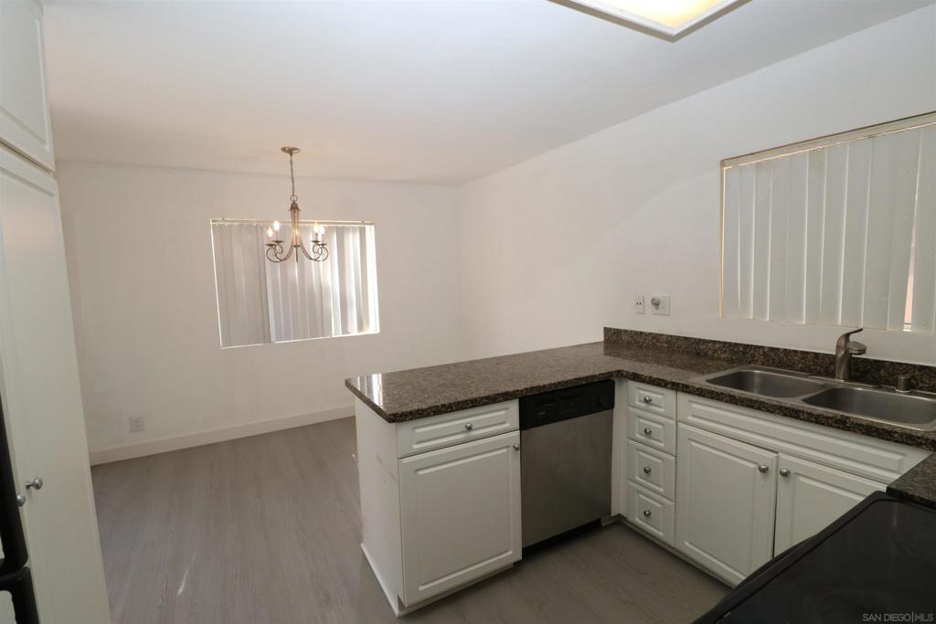 17081 Bernardo Dr - photo 5