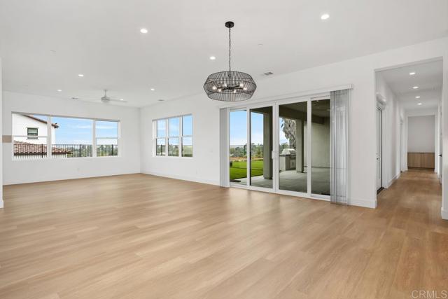 1219 Stonemark place, Vista CA: https://media.crmls.org/mediaz/852c8580-6b13-4888-ac21-2f550c11a3d1.jpg