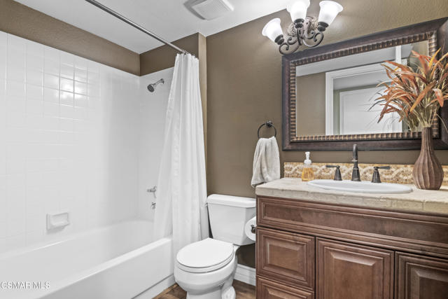 4016 Blairwood Drive, Moorpark CA: https://media.crmls.org/mediaz/852e192c-a14d-4d67-87b6-cde3d903eca5.jpg