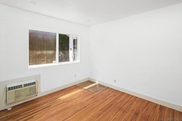 Image 7 of 14 For 539 Center  