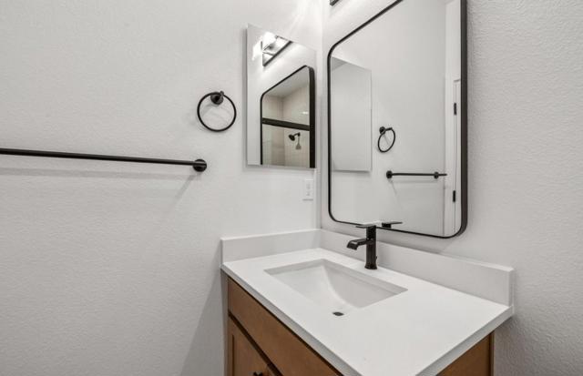 1377 California Circle, Milpitas CA: https://media.crmls.org/mediaz/8531e2b3-a016-4802-b913-8c9d165c98ce.jpg