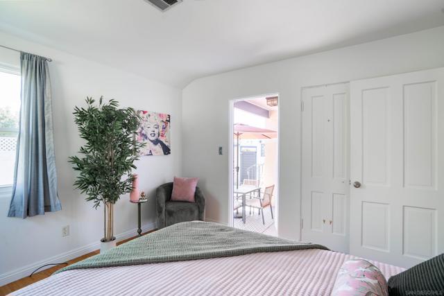 4751 Monroe Ave, San Diego CA: https://media.crmls.org/mediaz/8531ea30-9897-41b3-b954-eb15d8caa745.jpg