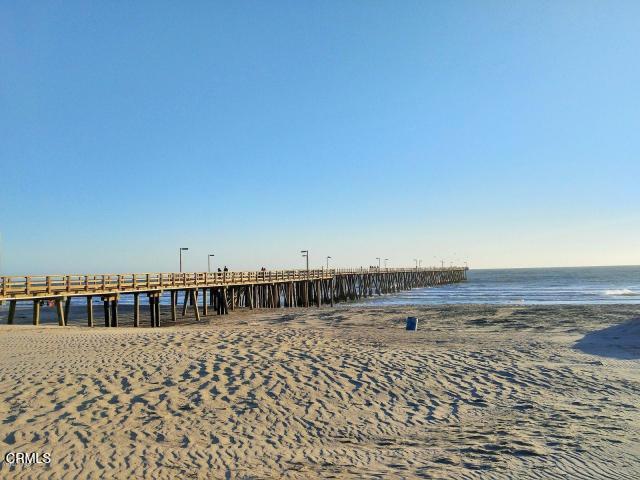 728 Island View Circle, Port Hueneme CA: https://media.crmls.org/mediaz/8532e0d5-30ca-4931-acf7-965826b0806e.jpg