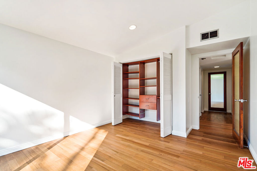 MLS #26851307 image #38