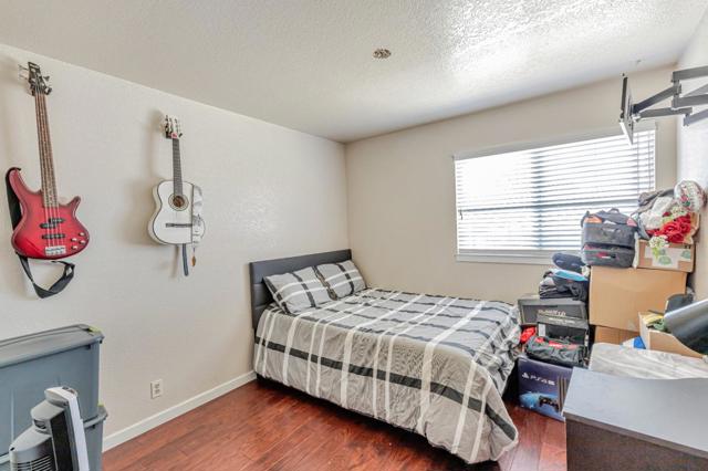 8180 Forest Street, Gilroy CA: https://media.crmls.org/mediaz/8533438c-9768-41e8-9ea3-6e375bf78b3c.jpg