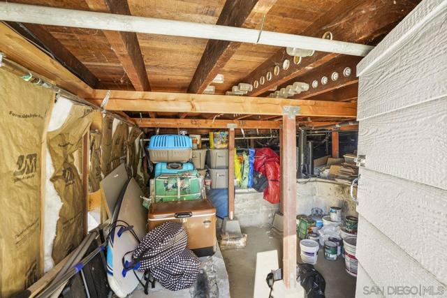 931 21st, San Diego CA: https://media.crmls.org/mediaz/8533db94-b5cf-41e3-9fdd-e342ca60e050.jpg