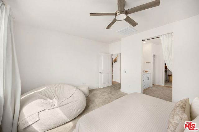 519 Tucker Avenue, Rialto CA: https://media.crmls.org/mediaz/85340a74-f6bb-41f3-b7b0-0e1280a0b320.jpg