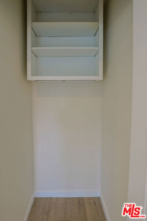 1277 W 23rd Street, Los Angeles CA: https://media.crmls.org/mediaz/85342930-bc72-4928-87d5-e378fa2be03a.jpg