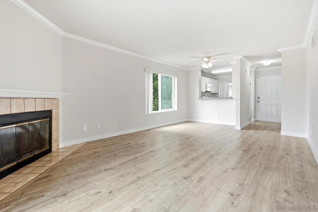 7425 Charmant - photo 6