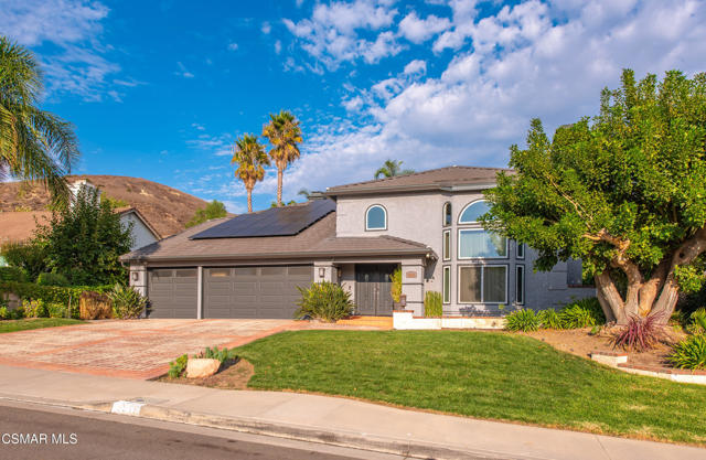 5816 Middle Crest Drive, Agoura Hills CA: https://media.crmls.org/mediaz/85361a3d-6ae8-4e10-a7a0-a67682e04f6e.jpg