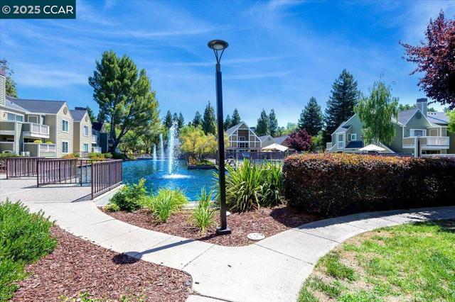 115 Reflections Dr, San Ramon CA: https://media.crmls.org/mediaz/85365846-c264-4e43-97ef-8fbe5ad33763.jpg