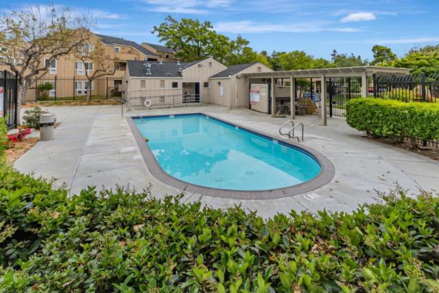 130 Monte Verano Court, San Jose CA: https://media.crmls.org/mediaz/85366cd5-e77d-4881-b194-02adba87ca8a.jpg