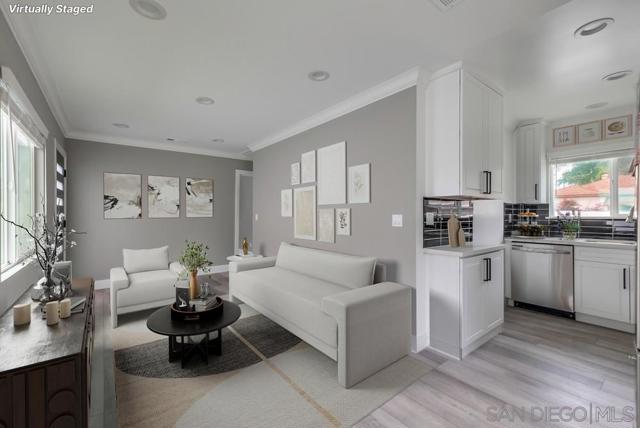 2476 Coolidge Ave, Los Angeles CA: https://media.crmls.org/mediaz/8536d910-2bab-4724-99f1-e59ec0eba604.jpg
