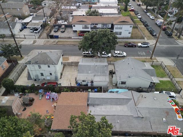8946 Baring Cross Street, Los Angeles CA: https://media.crmls.org/mediaz/853731a1-37b2-42db-9b0d-8b673165e837.jpg