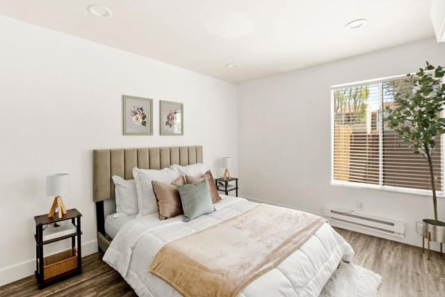 3456 Castle Glen Dr, Mission Valley CA: https://media.crmls.org/mediaz/853740a6-ae6c-426a-a111-5e64fee49266.jpg