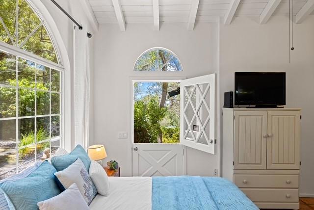 0 2nd Ave 2 NE of Casanova Street, Carmel CA: https://media.crmls.org/mediaz/8537661b-7a76-4133-9446-1ae374acd3e2.jpg