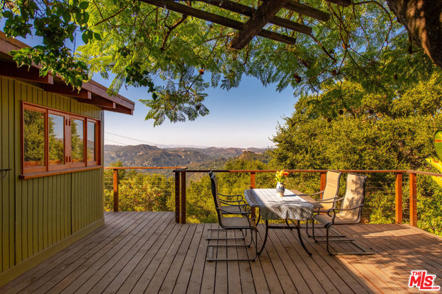 20158 Observation Drive, Topanga, California 90290, 3 Bedrooms Bedrooms, ,3 BathroomsBathrooms,Single Family Residence,For Sale,Observation,24429077