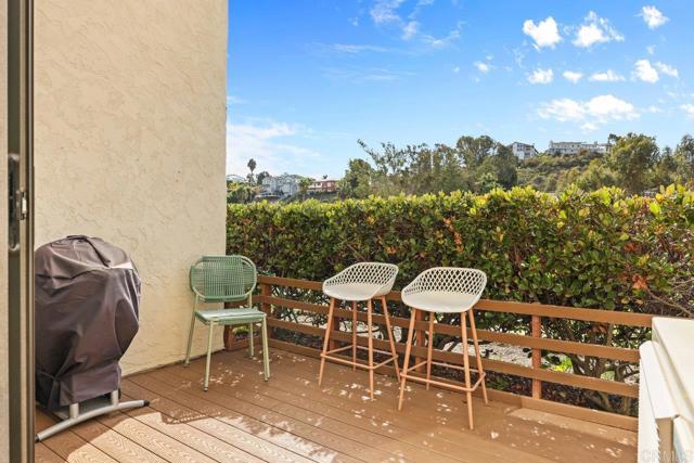 Detail Gallery Image 30 of 43 For 2505 Navarra, Carlsbad,  CA 92009 - 1 Beds | 1/1 Baths