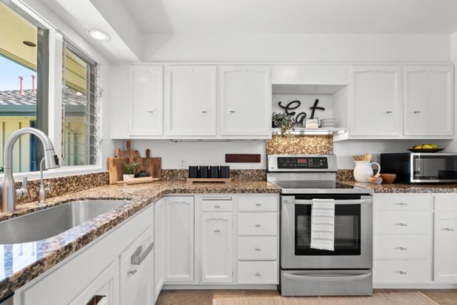 115 Del Mesa Carmel, Carmel Valley CA: https://media.crmls.org/mediaz/8538ded1-6b17-4cda-83d6-c28f8aa389fe.jpg