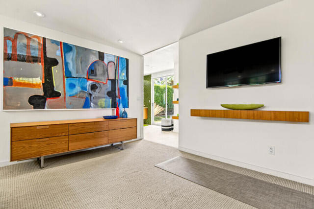 903 W Regal Drive, Palm Springs, CA 92262