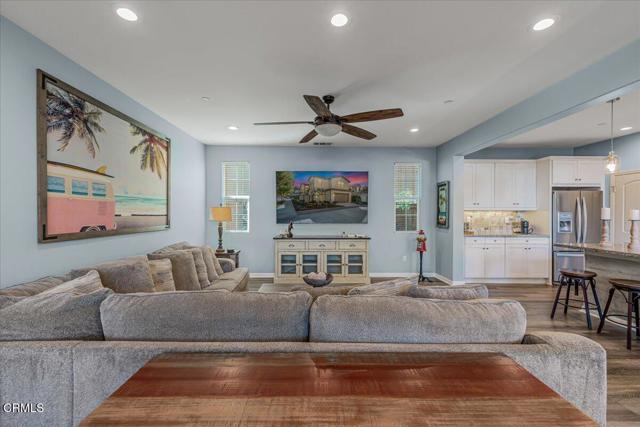 Detail Gallery Image 8 of 76 For 2687 Cedar St, Ventura,  CA 93001 - 4 Beds | 3 Baths