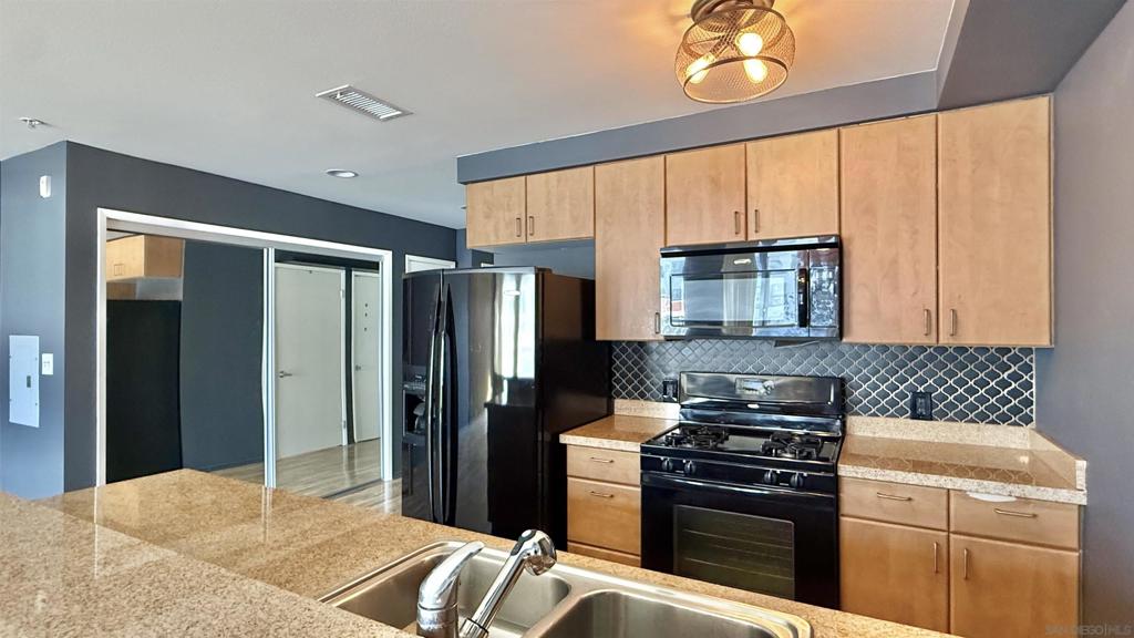 445 Island Ave - photo 7